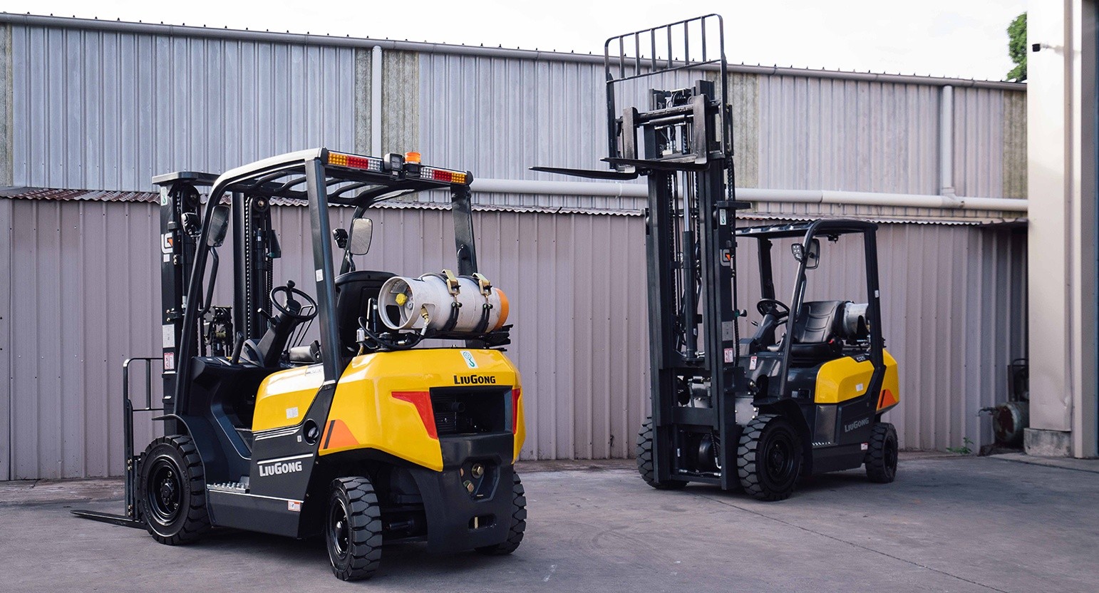liugong forklifts