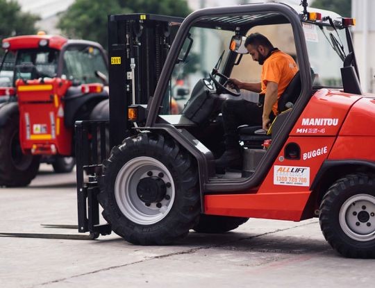 What are the benefits of buying a used forklift